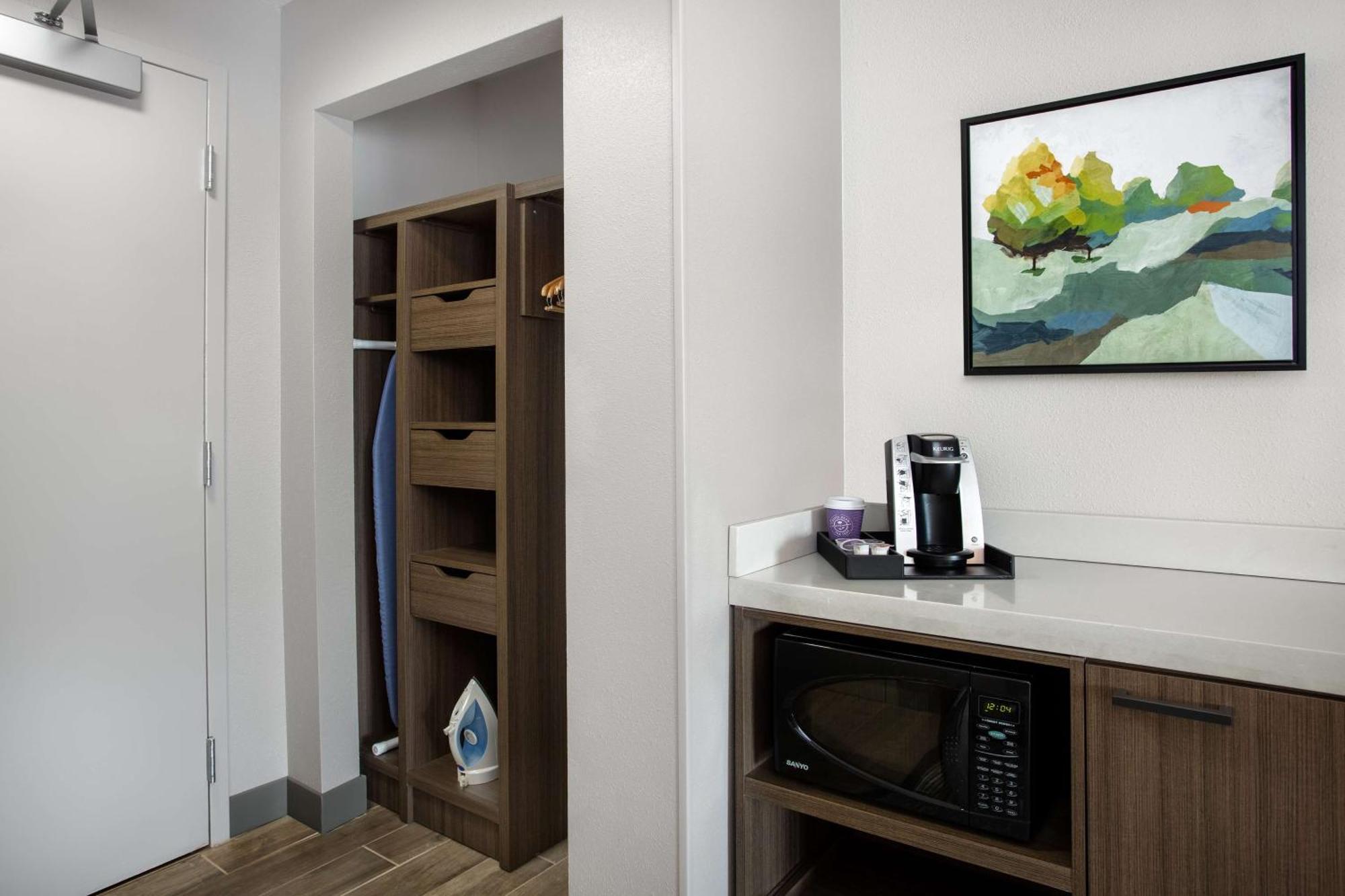 Hilton Garden Inn Omaha West Dış mekan fotoğraf